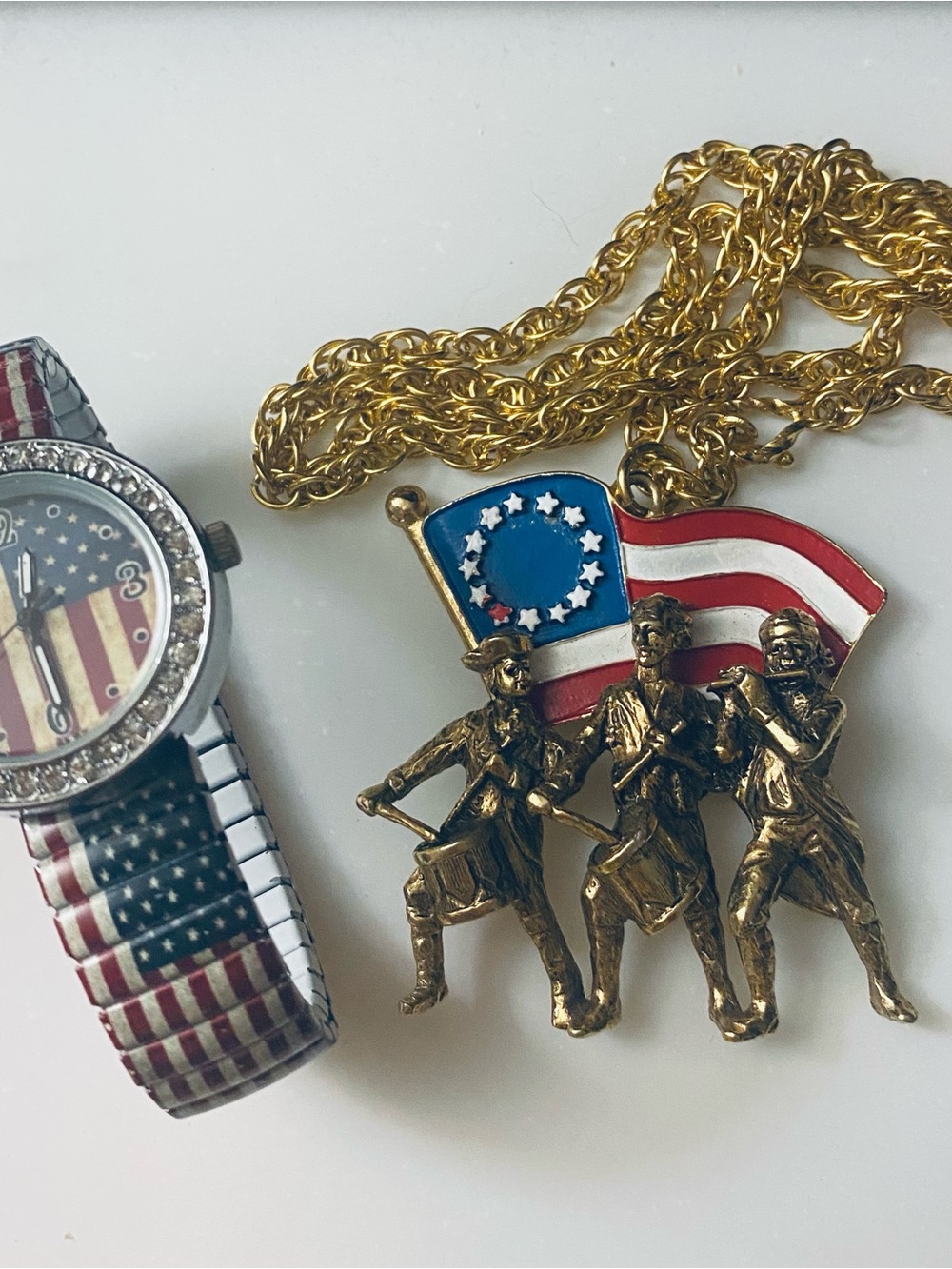 Patriotic Vintage-Style Flag Pendant Necklace with American Flag Watch
